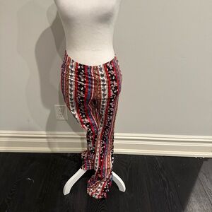 Daisy Del Sol Colorful Pattern Flare Leggings